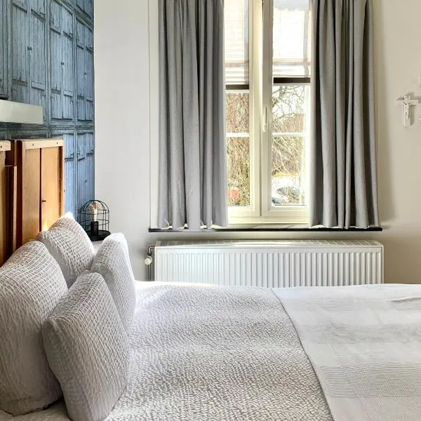 Hotel Au Nom De Dieu โรงแรมในดิลเซน-สตอกเคม