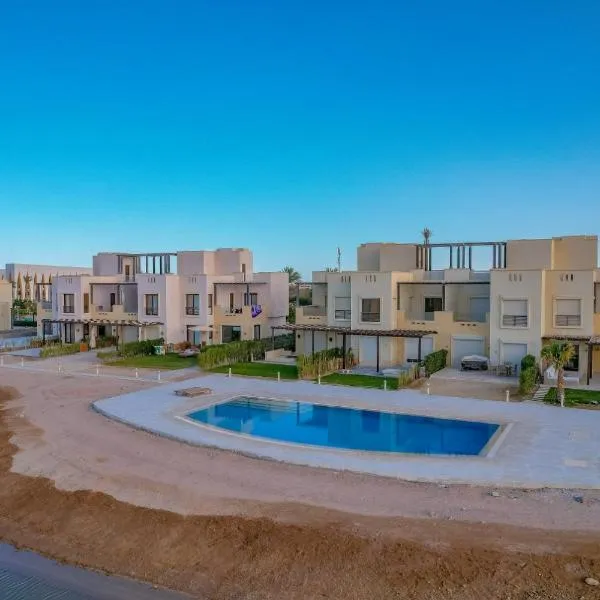 NEW! Gouna, Cyan Cozy 3BR Townhouse Lagoon & Pool, hôtel à Hurghada