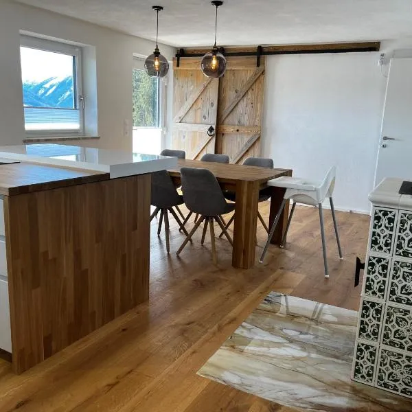 Haus Bergfeld with the view over Dachstein, ξενοδοχείο σε Ramsau am Dachstein