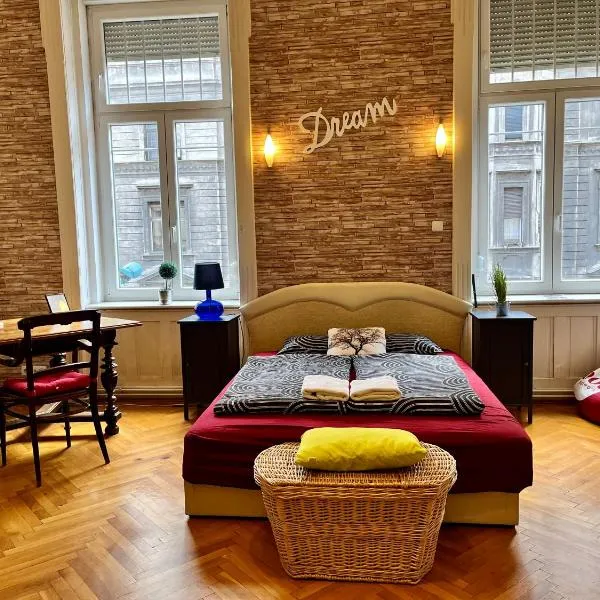 Zen Hostel by Central Market, hotel a Budapest