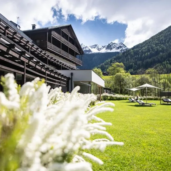 La Casies Mountain Hotel, hotel in Santa Maddalena in Casies