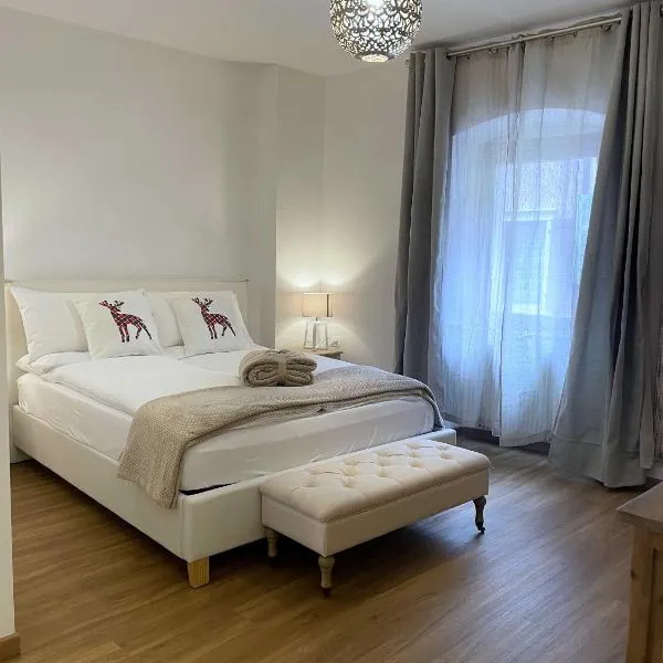 Ai Tre Garofani B&B, hotel in Trento