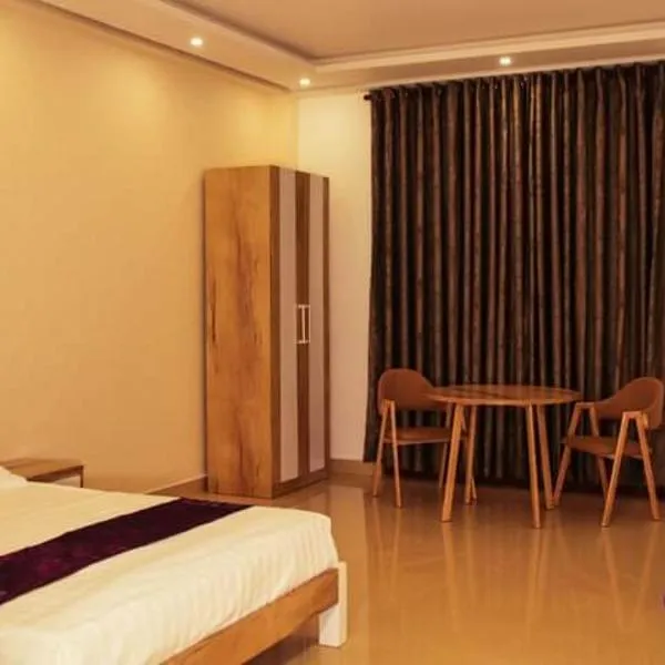 Grand Avalon、Pothuheraのホテル