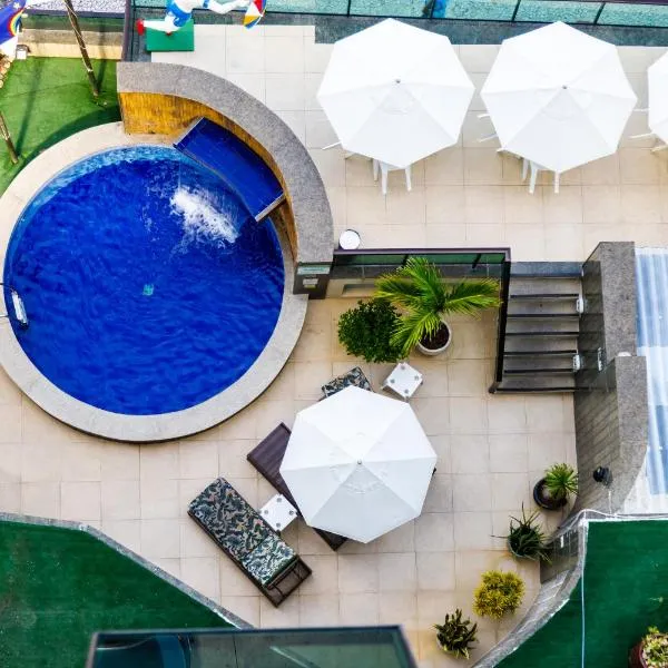 Hotel Golden Park Recife Boa Viagem By Nacional Inn，位于累西腓的酒店