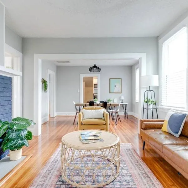 Private Boho Bungalow 10 Minutes to Downtown RVA!, hotel v destinaci Richmond