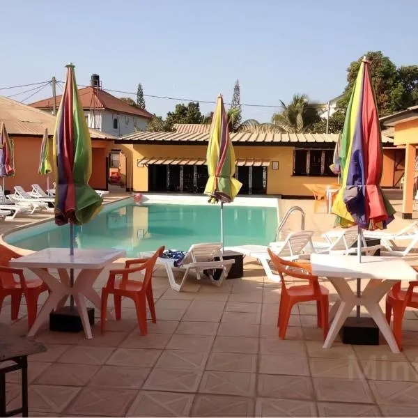 Avalon Garden Lodge, hotel u gradu Bandžul