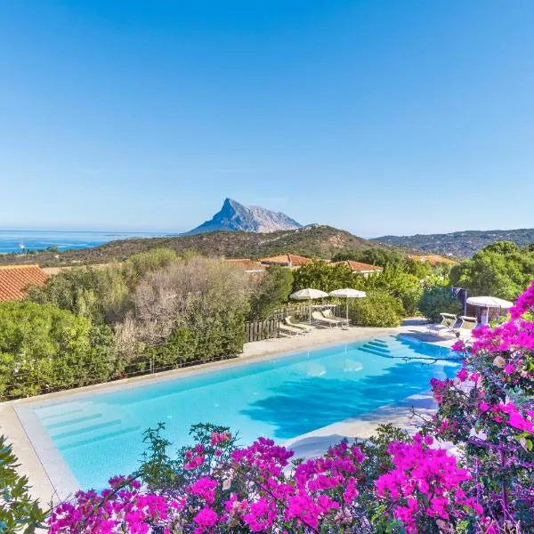 Residence Hotel Lu Nibareddu, hotel in San Teodoro