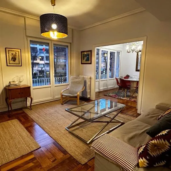 Fantástico apartamento en el centro de Bilbao, hotel in Bilbao