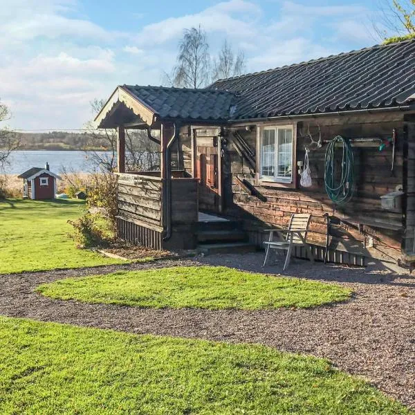 Beautiful Home In Botolfsbo With Sauna, hotel v destinaci Strand