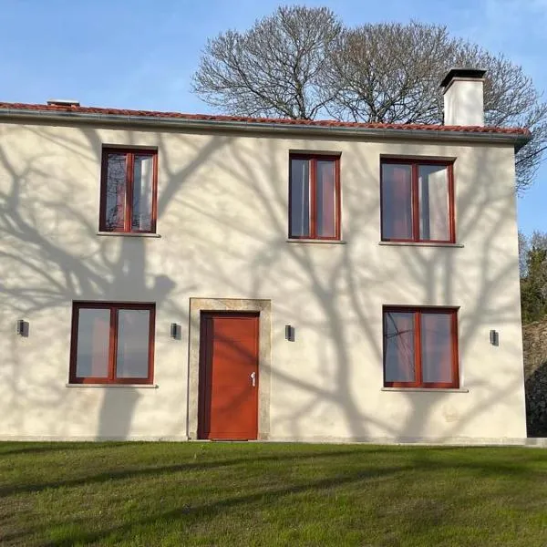 Casa do Crego, hotel in Brañas