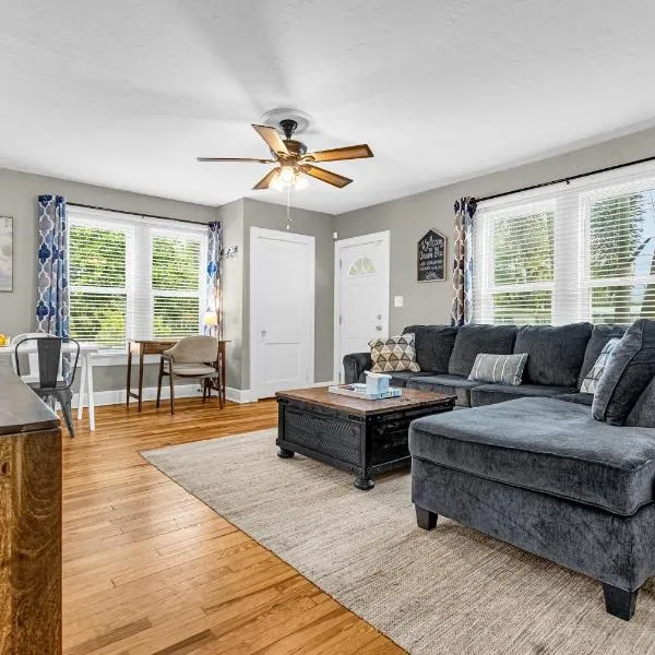 Orlando Oasis! Free Laundry & Parking Near Disney!, hotel in Orlando