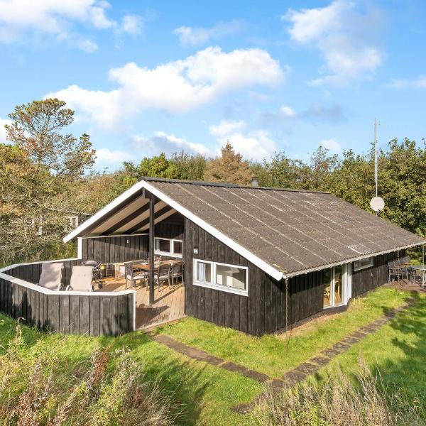 Awesome Home In Oksbøl With Sauna