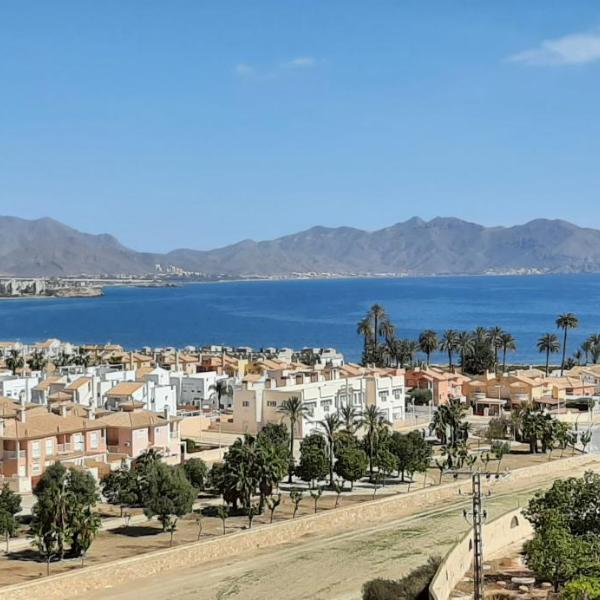 Precioso piso con vista y junto al mar
