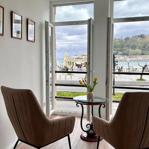 Apartment on La Concha Beach - Villa Iru, hotel v destinaci San Sebastián