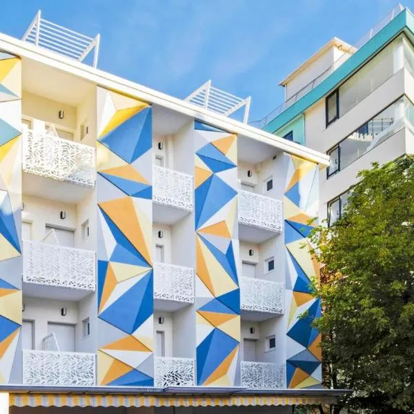 Color Hotel Rimini, hotel in Rimini