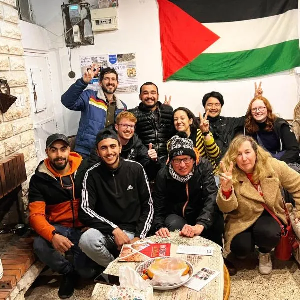 Friends Hostel.Area B, hotel v destinaci Hebron