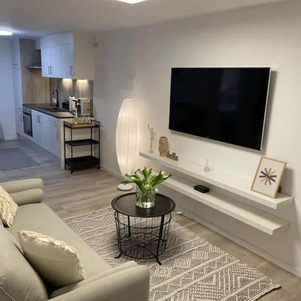Gemütliche&Moderne Ferienwohnung Nähe Trier & Luxemburg, Hotel in Bollendorf