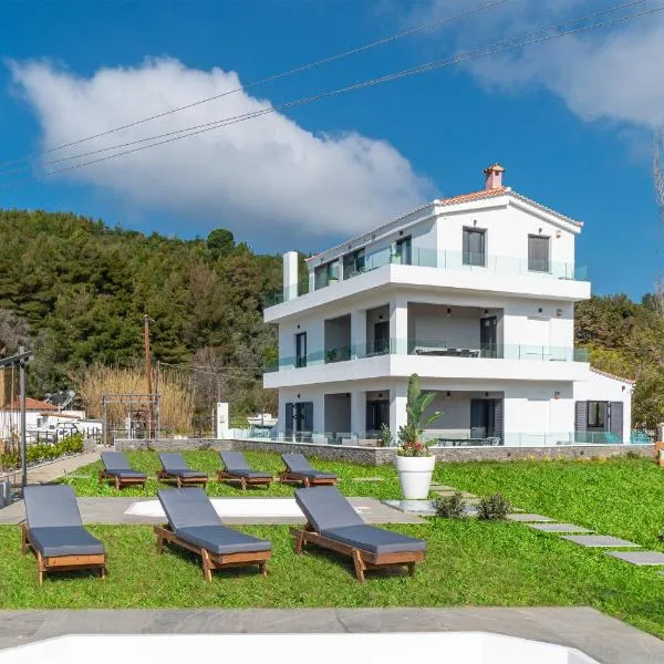 Mythos Luxury Villa-Skiathos, hotell sihtkohas Troulos