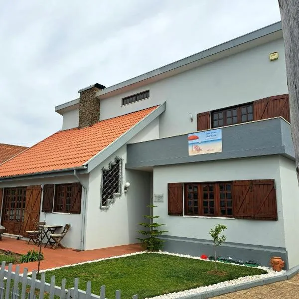 Beachwalk guesthouse, Hotel in Esmoriz