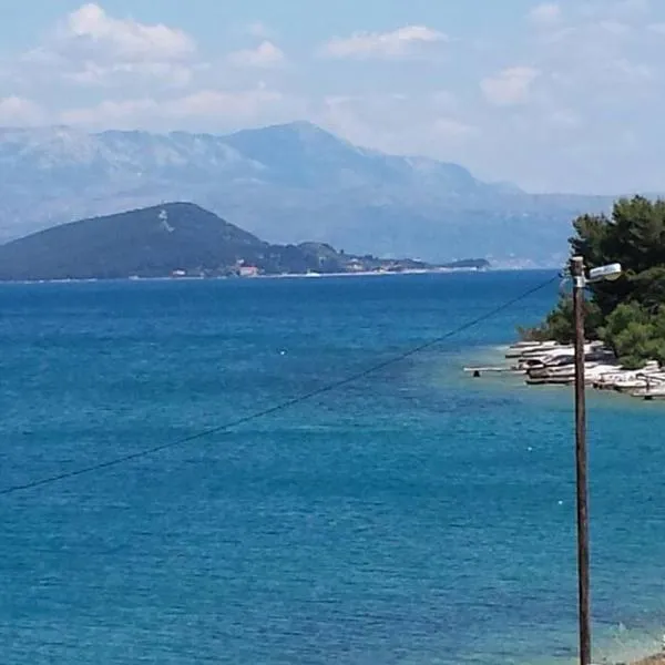 Apartmani Krolo Trogir otok Čiovo, hotel in Trogir