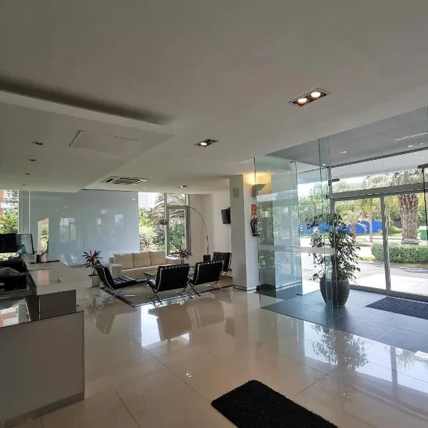 ITALIFOREST1203, hotel in Punta del Este