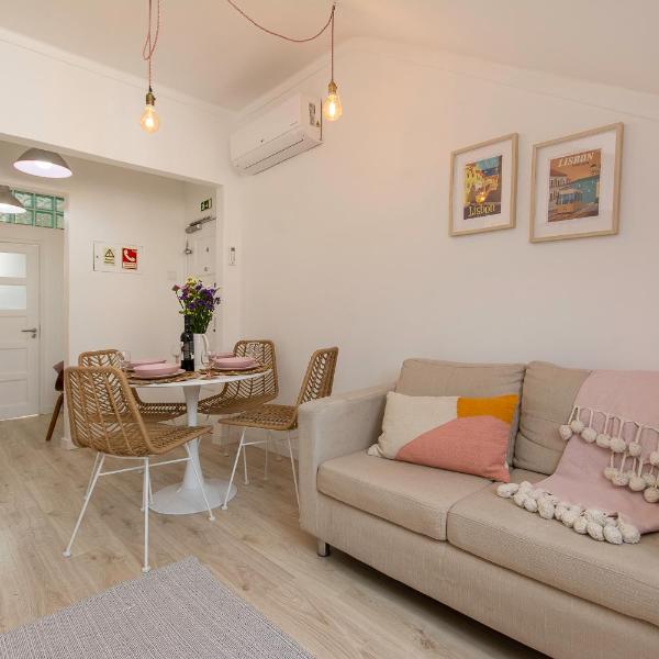 New Bright and Cozy Apartment in Graça