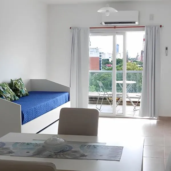 Venezia I - departamento 4 personas, hotel in Resistencia