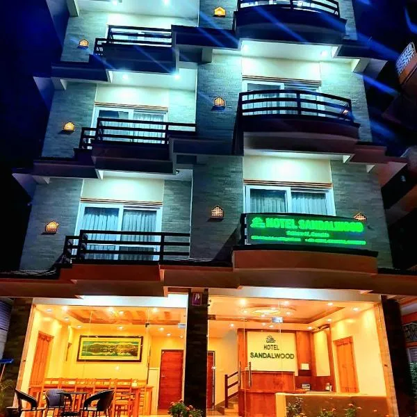 Hotel Sandalwood, hotel em Pokhara