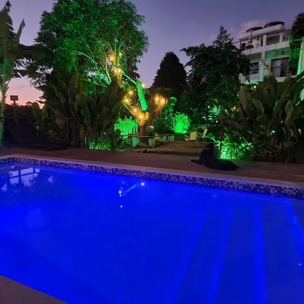 Piscina Aquecida, Jacuzzi, internet veloz, no centro de Serra Grande - Flat Céu - Vila Pitangueira, hotel a Serra Grande