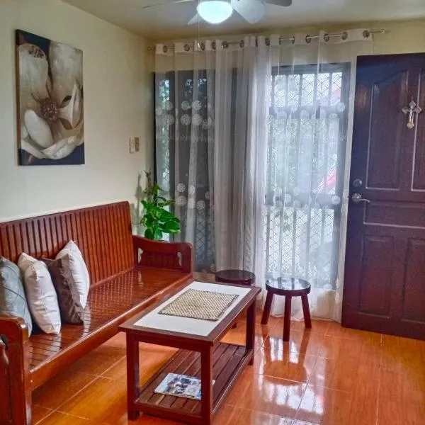 Z&J Transient House, hôtel à Butuan