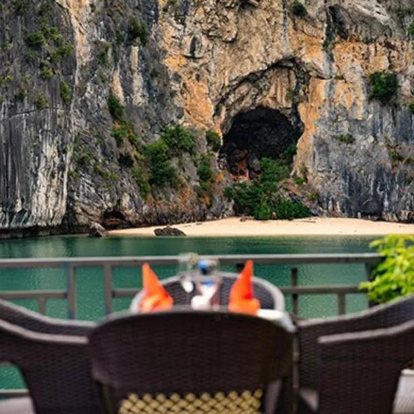 The Boutique Cruise, hotel en Cat Ba