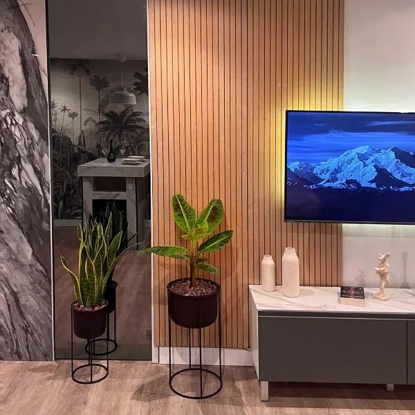 Super Luxury Apartment Ocean View Las Americas Costa Adeje, Hotel in Adeje