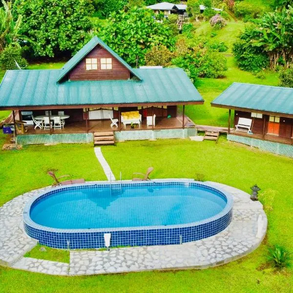 Te Fare Manulani, hotel a Uturoa
