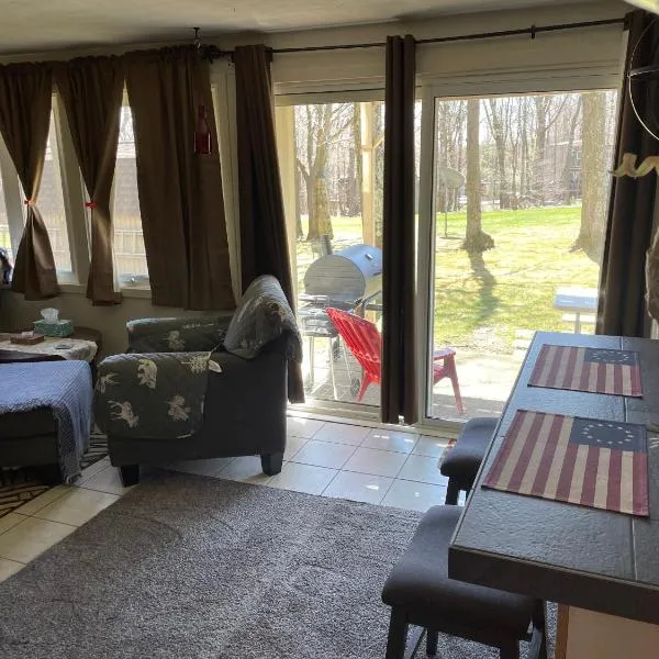 Claysburg में, होटल Blue Knob Bear Den (Nordic Center/Golf Course)