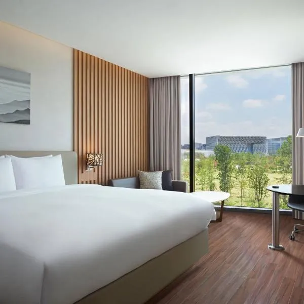 Courtyard by Marriott Seoul Botanic Park, hotel in Seoul