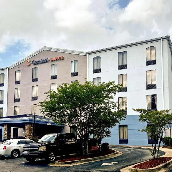Comfort Suites Columbus State University Area, hotel a Columbus
