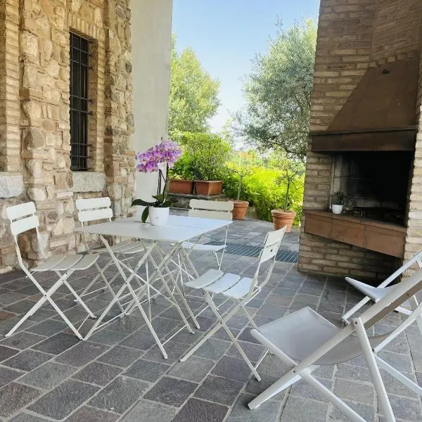 Il borgo fra i laghi, hotel en Monzambano