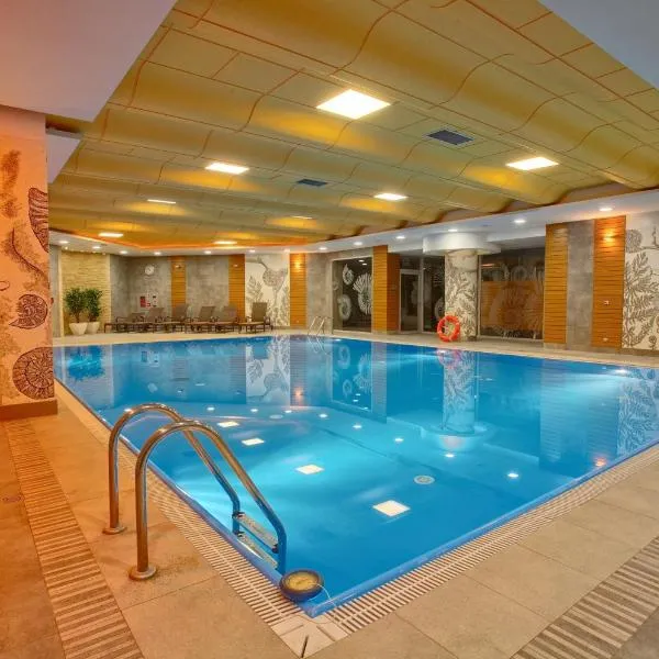 Hotel Perła Bieszczadów Geovita, hotel in Czarna