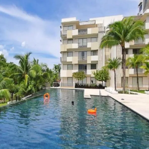 By The Sea Batu Ferringhi, hotel in Batu Ferringhi