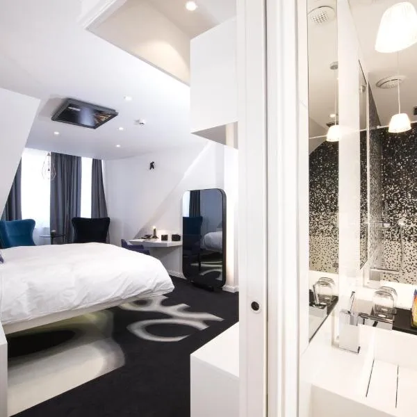 Vertigo Hotel, By Marriott, a Member of Design Hotels, hotel i Dijon
