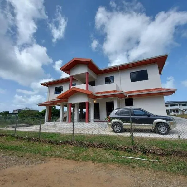 Miss Pea Apartments, hotel v destinácii Crown Point