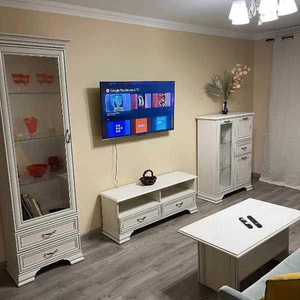 Moderns, gaišs, plašs! A++ 3 istabu dzīvoklis, hotel in Rīga