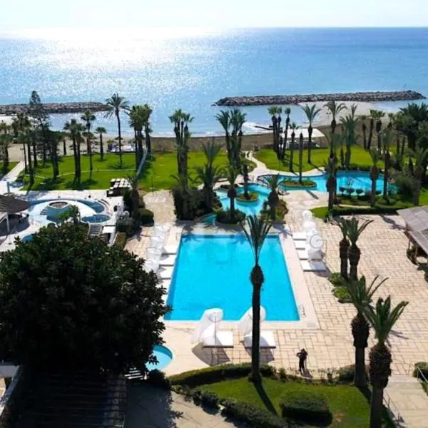 Sandy Beach Hotel & Spa, hotel en Lárnaca