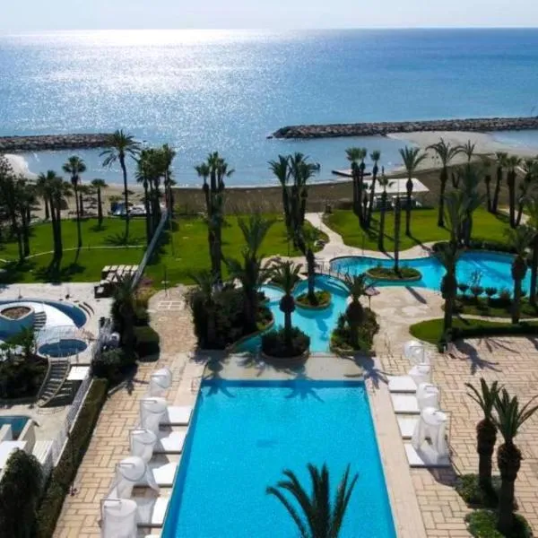 Sandy Beach Hotel & Spa - ex Sentido, Hotel in Larnaka
