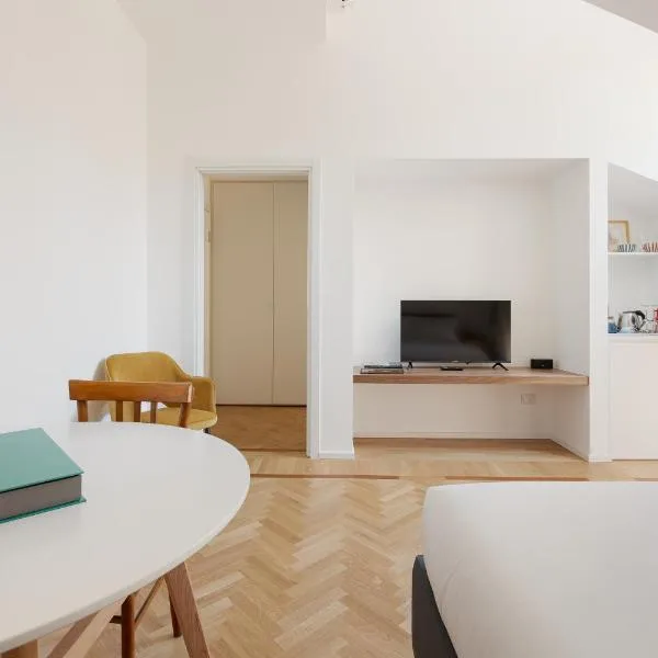 Brera Apartments in Via della Spiga, hotel in Milan