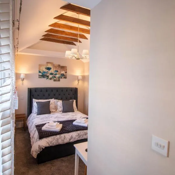 Luxury 1 bed studio at Florence House, in the centre of Herne Bay and 300m from beach, Hotel in Herne Bay