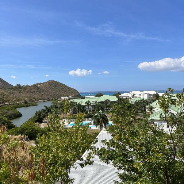 Cottage Cosy Duplex Anse Marcel, Vue mer et marina, Anse Marcel