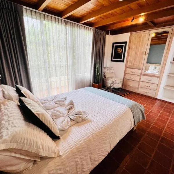 Galapagos Encantadas、プエルトアヨラのホテル