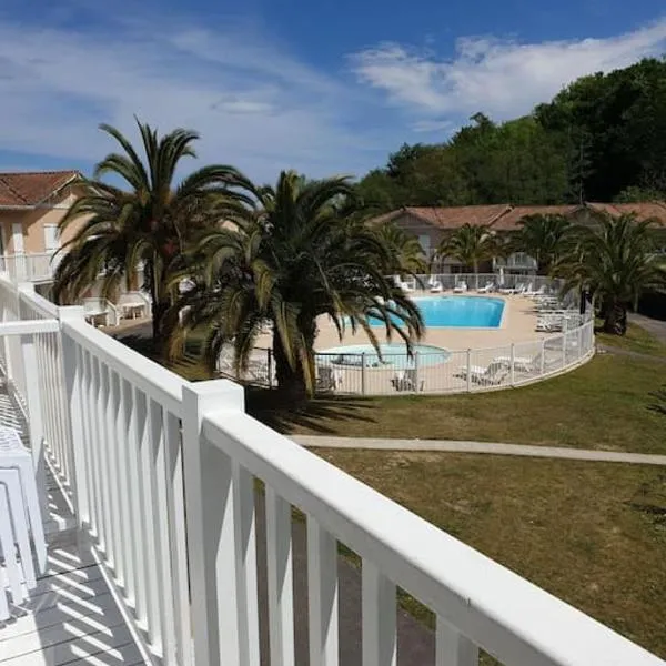 Anglet Biarritz Appartement avec piscine, хотел в Англет