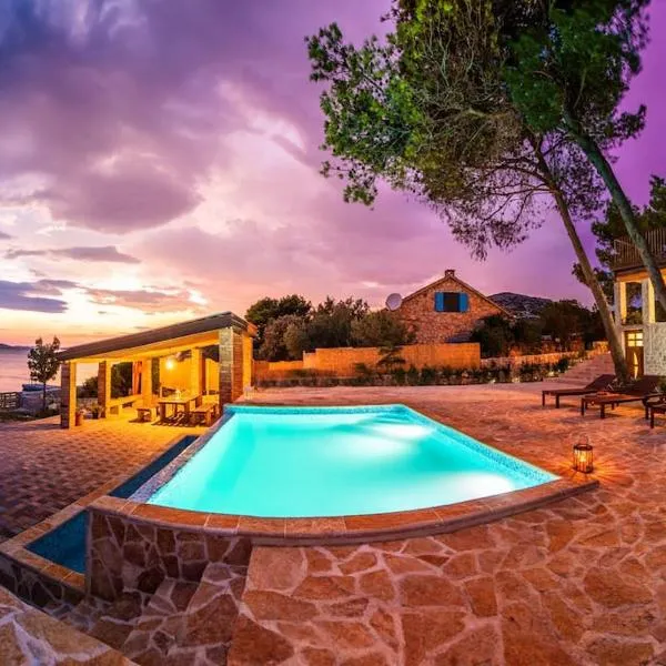 Little Sea House, hotel v destinaci Pašman